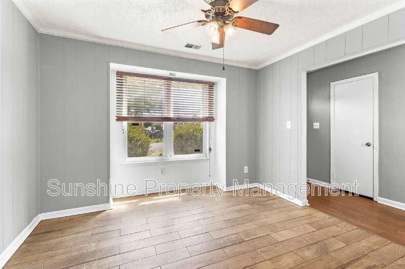 Townhouse w/Solar property image