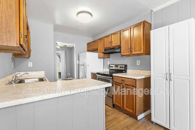 Townhouse w/Solar property image