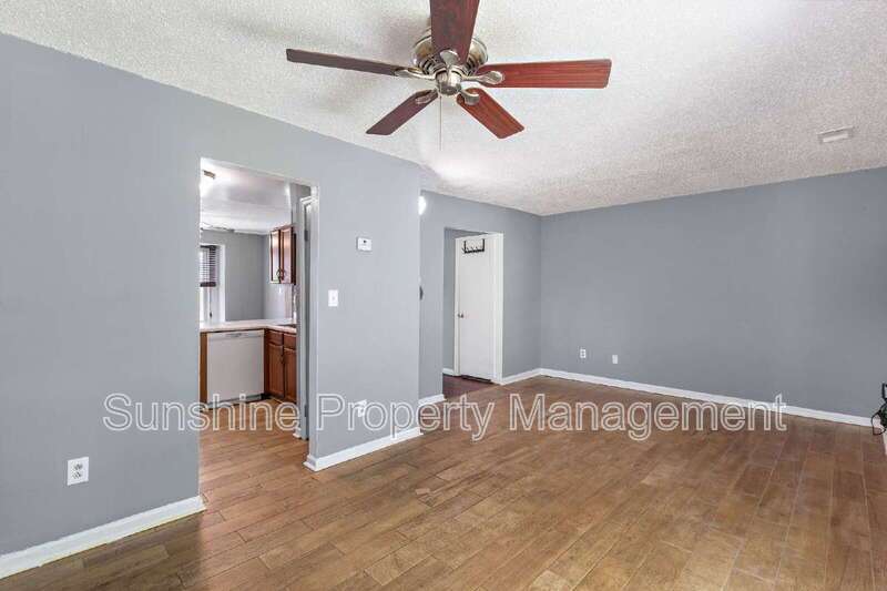 Townhouse w/Solar property image