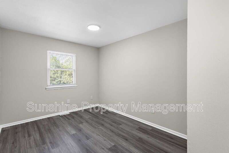Redone townhouse property image