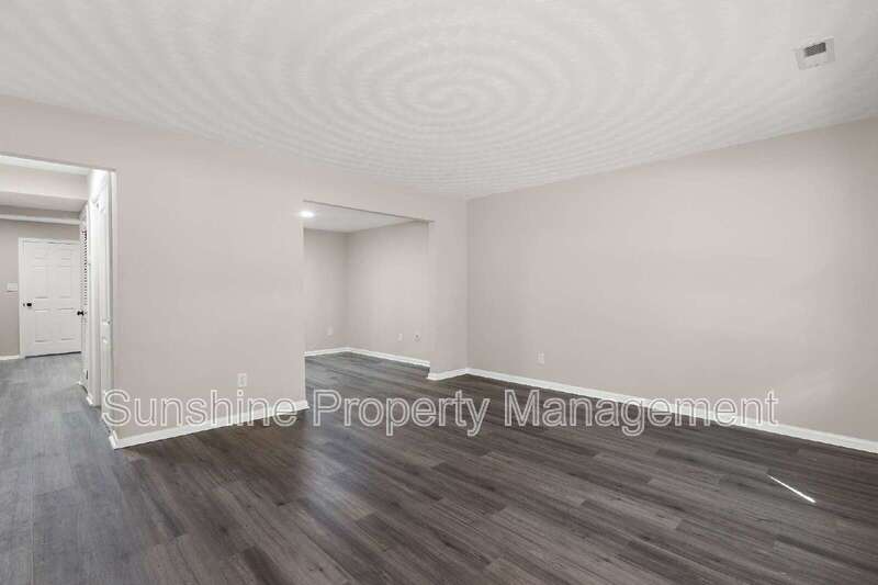 Redone townhouse property image