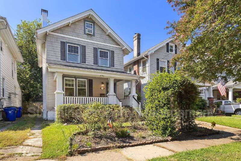 Colonial Place Rental property image