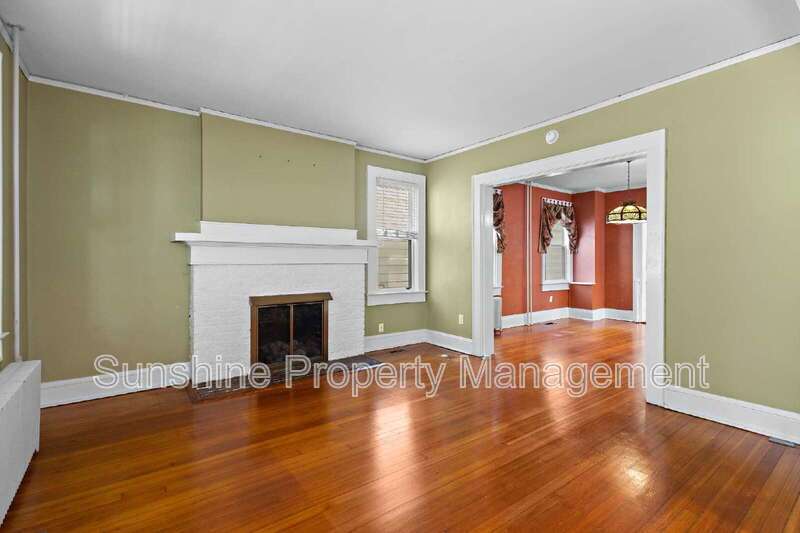 Colonial Place Rental property image