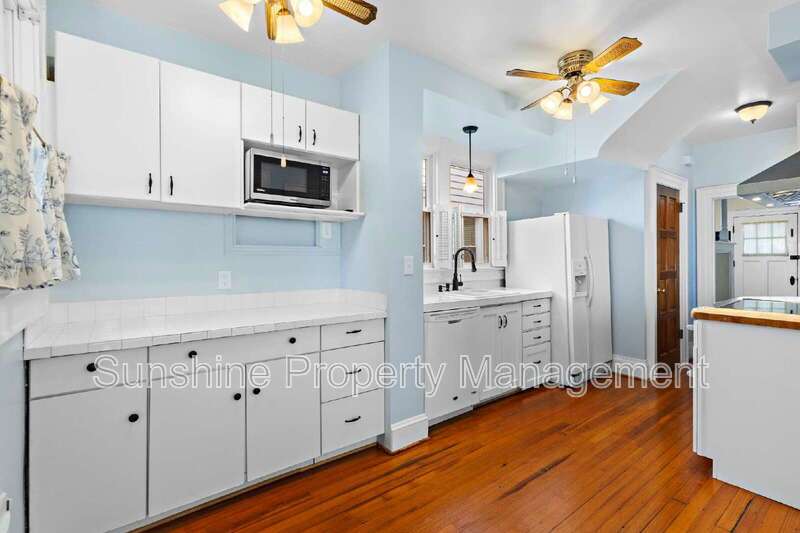 Colonial Place Rental property image