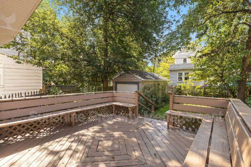Colonial Place Rental property image