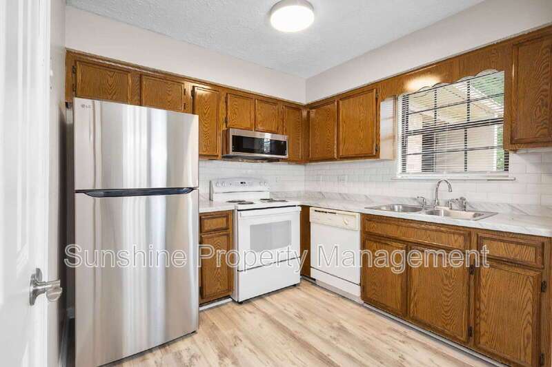 End unit townhome property image